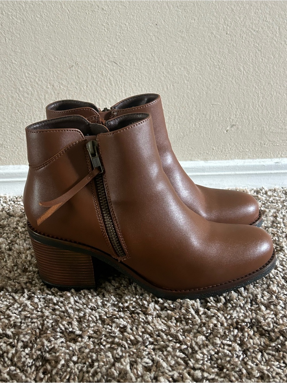 ANDREA FENZI Tan Brown Leather Ankle Booties with Side Zip